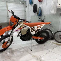 تریل 250cc|موتورسیکلت|اندیشه, اندیشه فاز ۳|دیوار