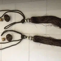 گل میخ و شرابه پرده