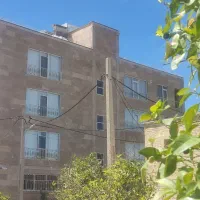 دو خوابه جنوبی در از حیاط شش واحدی