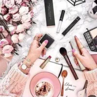 مدل برای میکاپ ازادگان