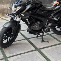 موتور. ns200