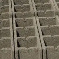استخدام در کارگاه بلوک زنی