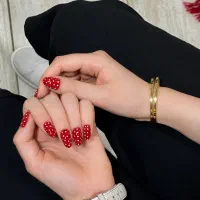 کاشت و ترمیم ناخن فرنچ رایگان مراجعه اول