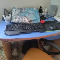 میز و صندلی سالم