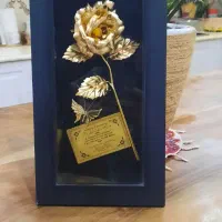 گل با روکش طلا