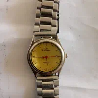 ساعت اصل عیار ۲۴ و تعدادی وسیله قدیمی