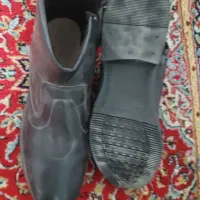 نیم بوت سایز ۴۴