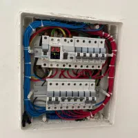 برقکار ساختمان و صنعتی / عیب یابی فوری برق.