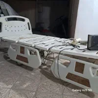 تخت چهار شکن آی سیو و سی سی یو درحد نو