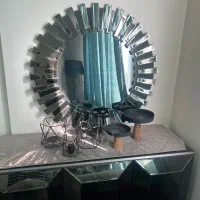 اینه و کنسول دودی
