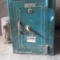 گاوصندوق قدیمی