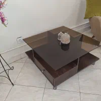 دو عدد میز جلو مبلی و یک شیشه رو میزی