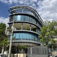 استخدام نیروی برقکار