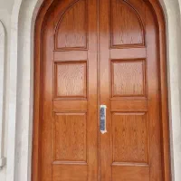 کلیه خدمات رنگ کاری چوب وMDF