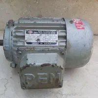الکترو موتور ۳ فاز مارک pem در حد نو