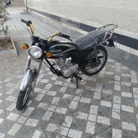 موتور سیکلت ۹۰