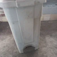 سطل زباله چرخدار و پدالی