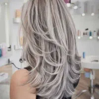 مدل برای رنگ و لایت ( فقط هزینه مواد)