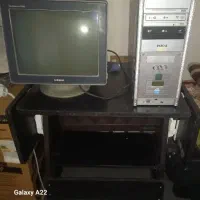 کامپیوتر و کیس و میز کامپیوتر