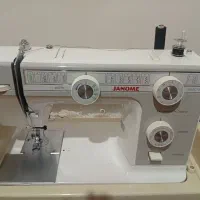 چرخ خیاطی ژانومه مدل ۳۹۳ آکبند اصلا استفاده نشده