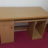 میز کامپیوتر