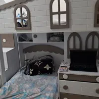 تخت دو طبقه