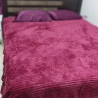 تخت دو نفره و میز ارایش