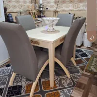 میز غذاخوری