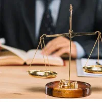 وکیل دادگستری