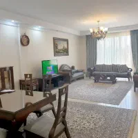 82 متر دو نبش با امکانات قاب میدون