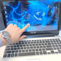 لپتاپ asus با صفحه لمسی و بسیار تمیز