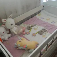 تخت نوزاد و کودک همراه با تخفیف