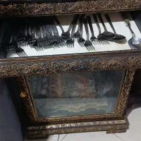 جاقاشقی فقط شیشه پشتش،شکسته ک خدتون شیشه بزارید