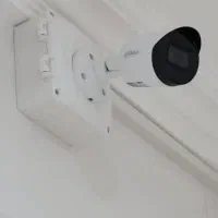 کلیه خدمات فروش و نصب و راه اندازی دوربین و دزدگیر
