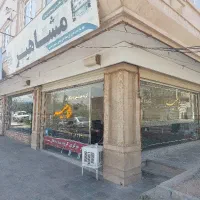 منشی خانم در دفتر املاک با حقوق ثابت و پور سانت
