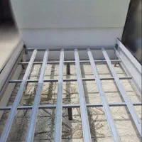 تخت وکمد