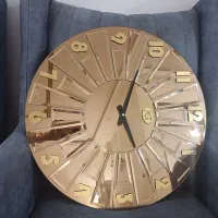 ساعت دیواری