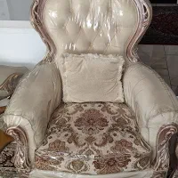 مبلمان سلطنتی در حد نو