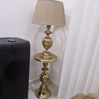 آباژور به همراه پایه