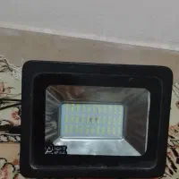 پرژکتور 70وات همراه Led