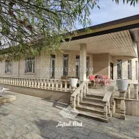ویلایی ۳۰۰ متری آریاشهر