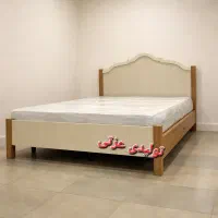 تخت خواب  مونا