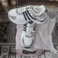 کتونی آدیداس سه خط