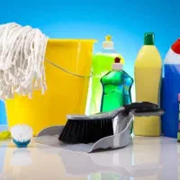 استخدام نیروی خدماتی در مجتمع تجاری