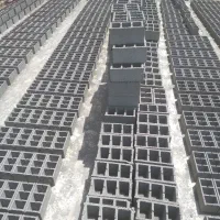 بلوکه سیمانی باغی ۱۸در۳۸