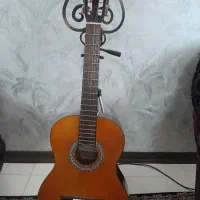 گیتار کلاسیک هافنر