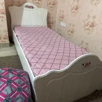 تخت خواب و تشک
