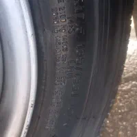 یک جفت لاستیک ۲۱۵