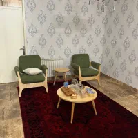 فرش وینتیج ۶ متری ۷۰۰ شانه لاکی خاص نو