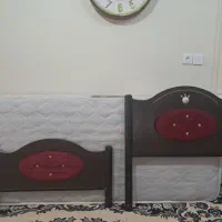 تخت چوبی و تشک طبی